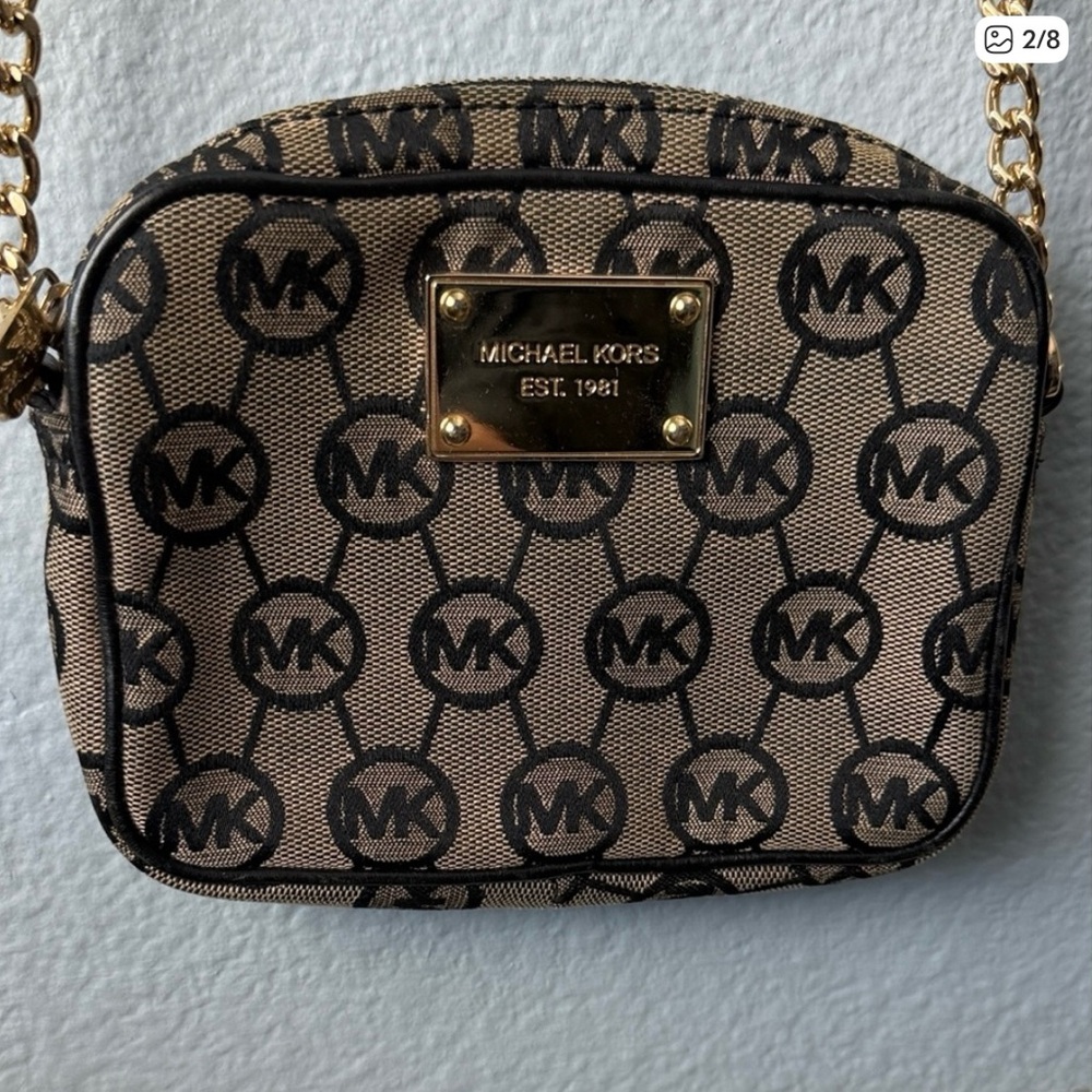 MICHAEL KORS BROWN SIGNATURE CROSSBODY BAG